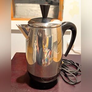Vintage Farberware 138B 8-Cup Electric Percolator Coffee Pot